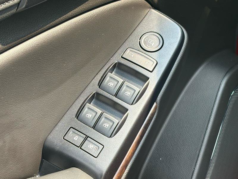 Used 2019 Chevrolet Tahoe LS RWD image 14