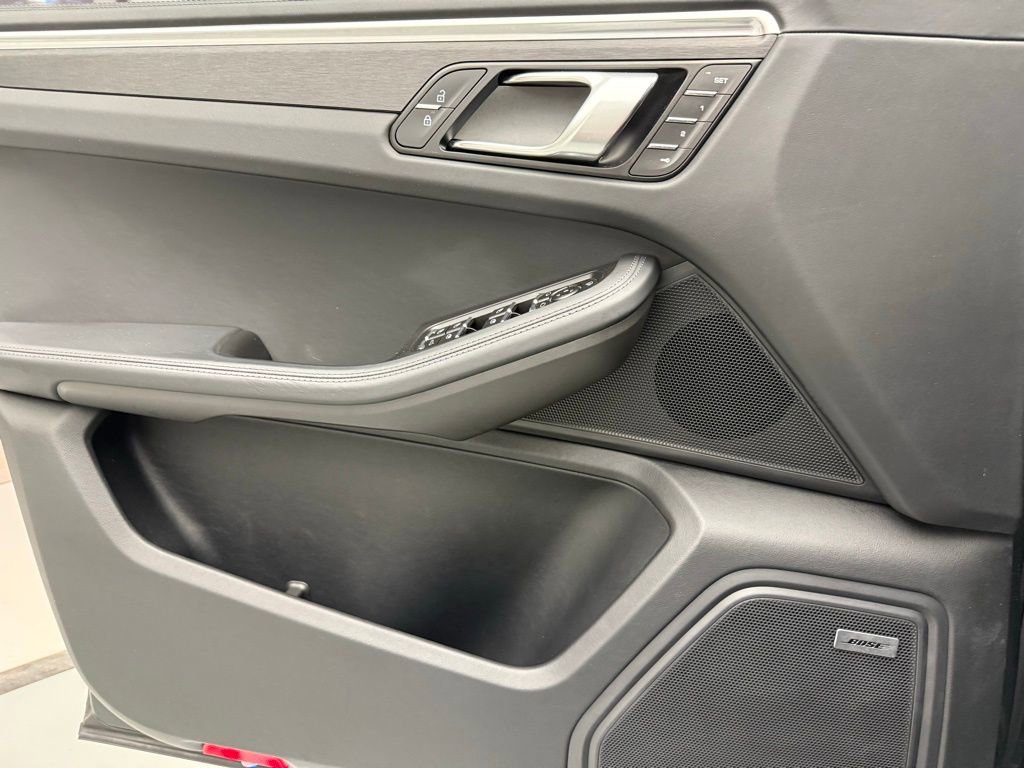 Used 2022 Porsche Macan GTS image 20