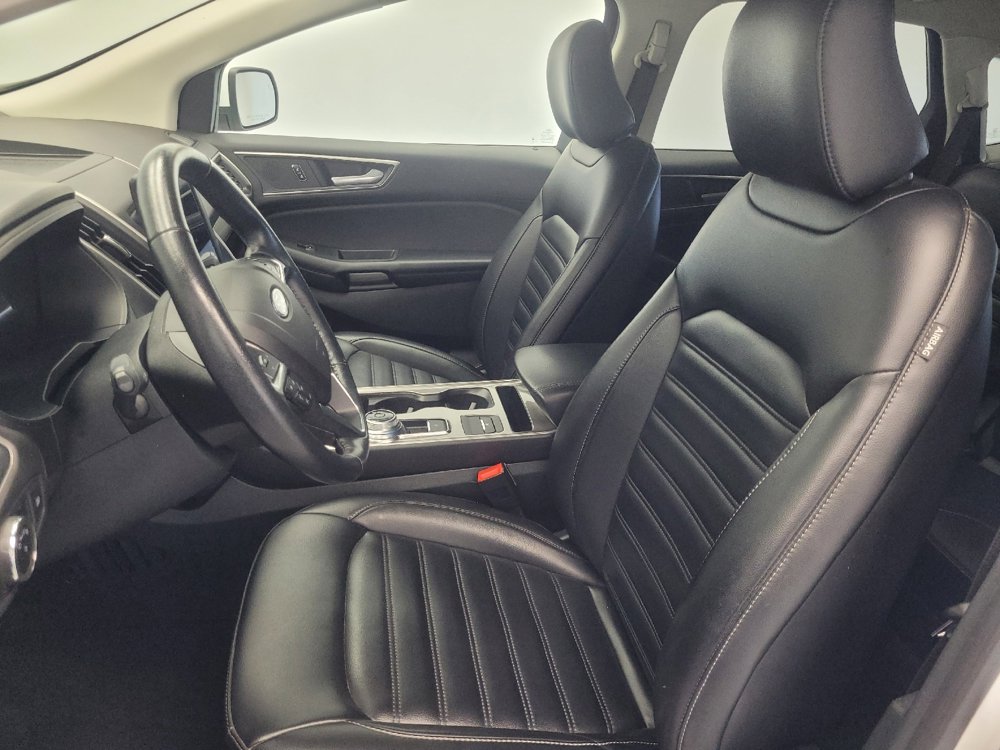 Used 2023 Ford Edge SEL image 17