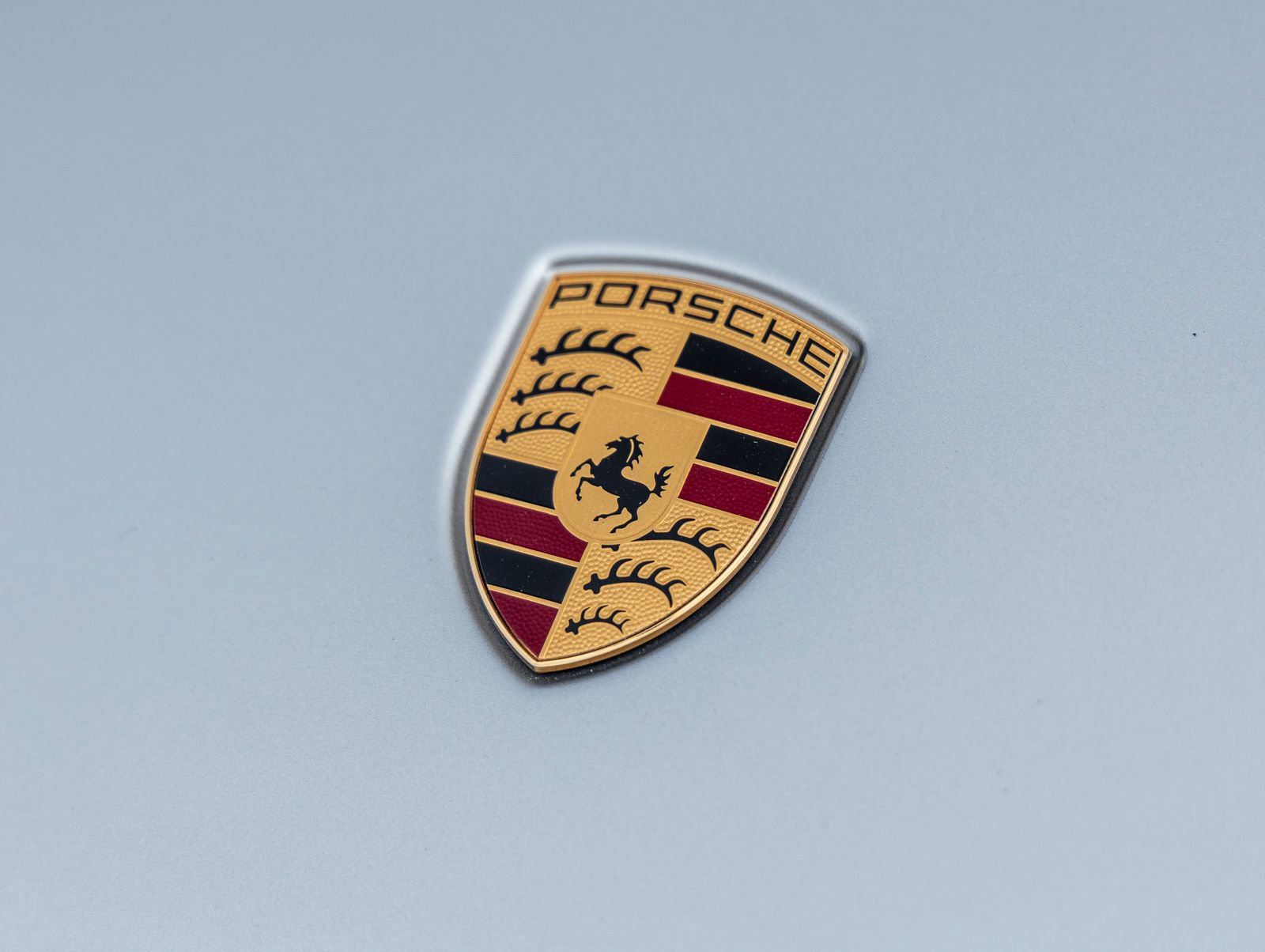 Certified 2026 Porsche Macan AWD/4WD image 17