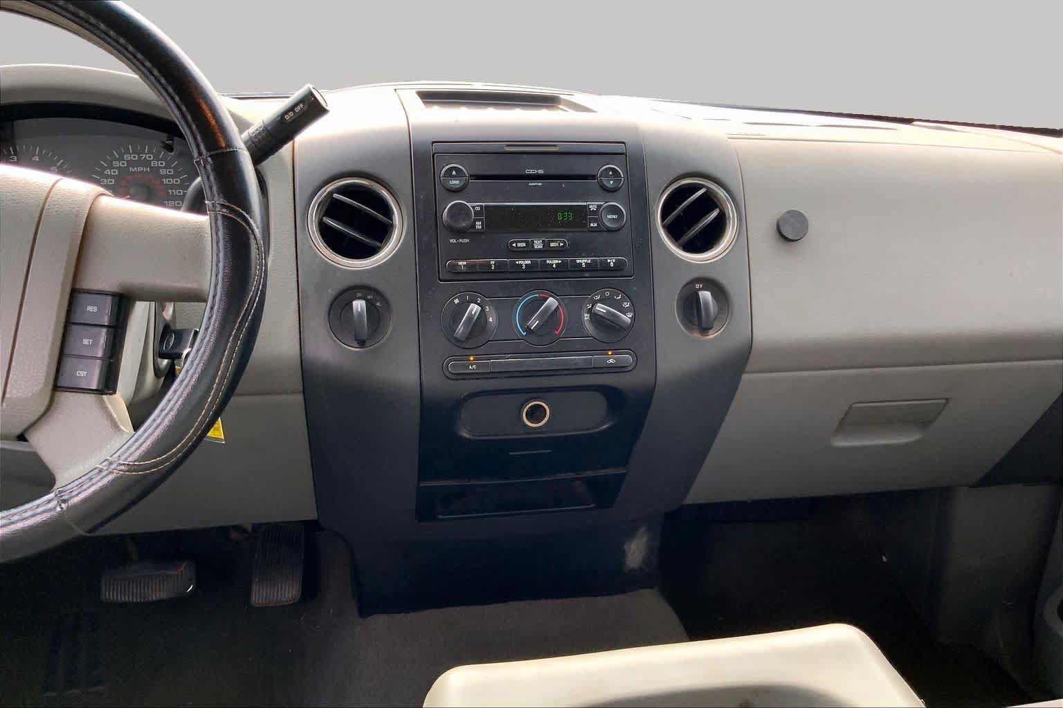 Used 2007 Ford F150 XLT AWD/4WD image 6