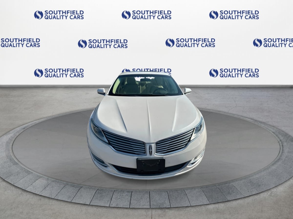 Used 2015 Lincoln MKZ AWD w/ Equipment Group 102A Reserve image 9