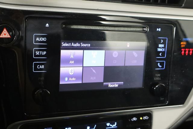 Used 2018 Toyota Corolla LE image 27