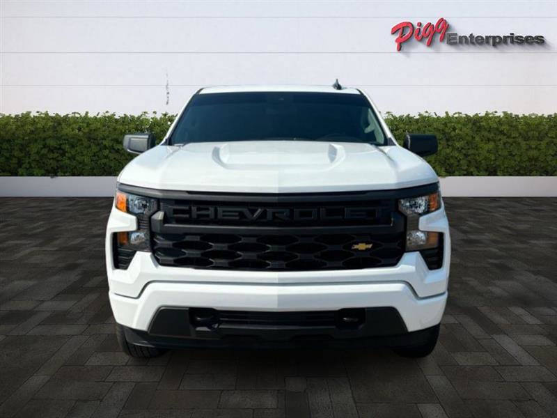 Used 2025 Chevrolet Silverado 1500 Custom image 6