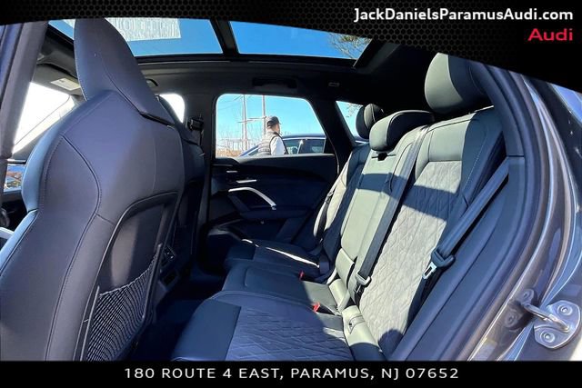 New 2025 Audi SQ5 Premium Plus image 10
