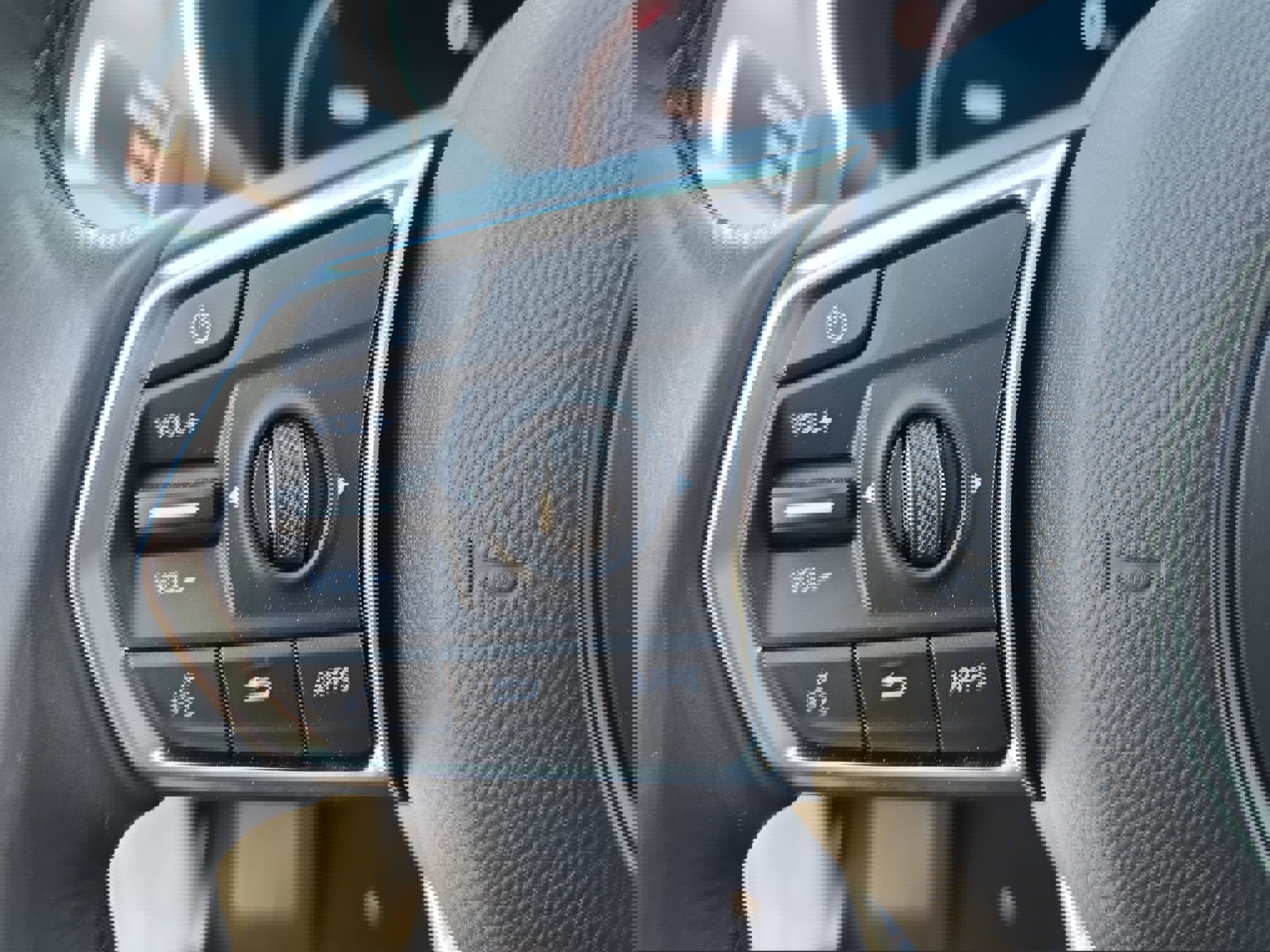 Certified 2023 Acura MDX FWD w/ Technology Package image 17