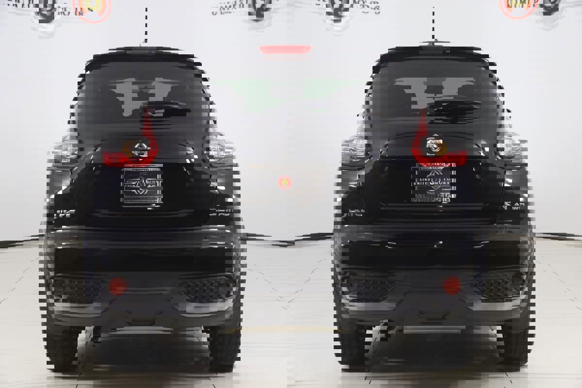 Used 2016 Nissan Juke SL image 41