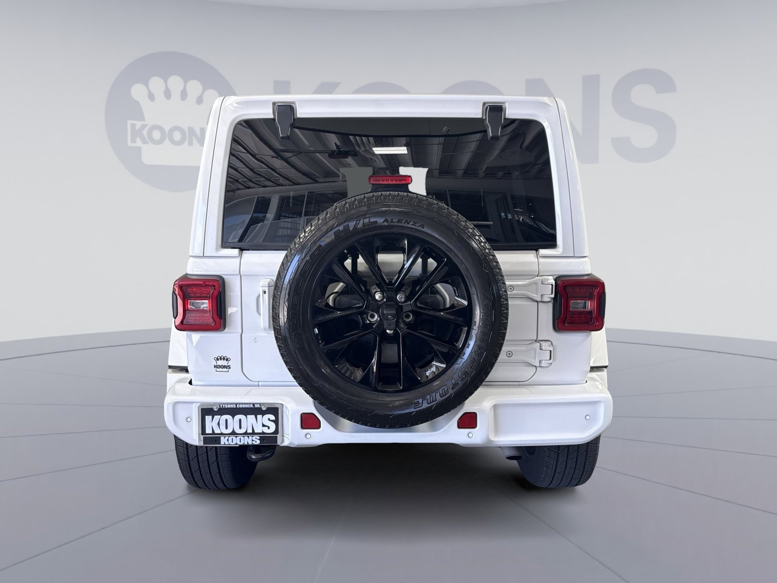 Used 2021 Jeep Wrangler Unlimited Sahara AWD/4WD image 5