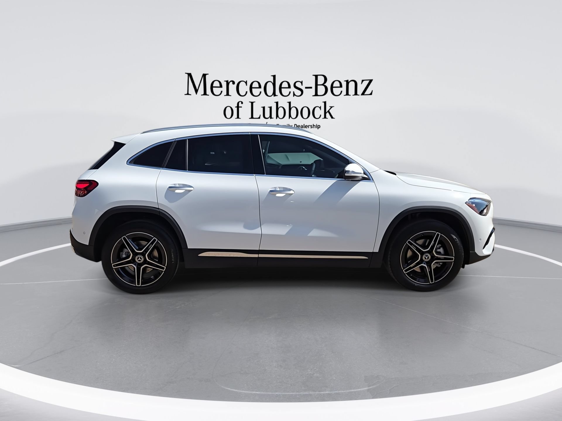 New 2026 Mercedes-Benz GLA 250 4MATIC image 9