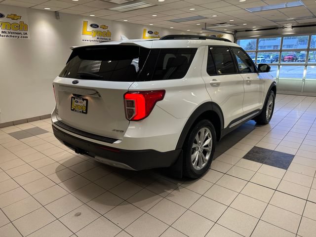 Used 2023 Ford Explorer XLT w/ Equipment Group 202A AWD/4WD image 26