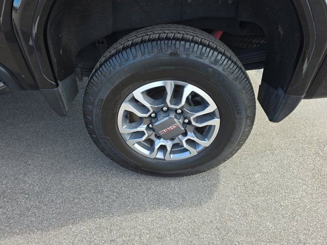 Used 2021 GMC Sierra 2500 AT4 w/ Gooseneck/5TH Wheel Package image 29