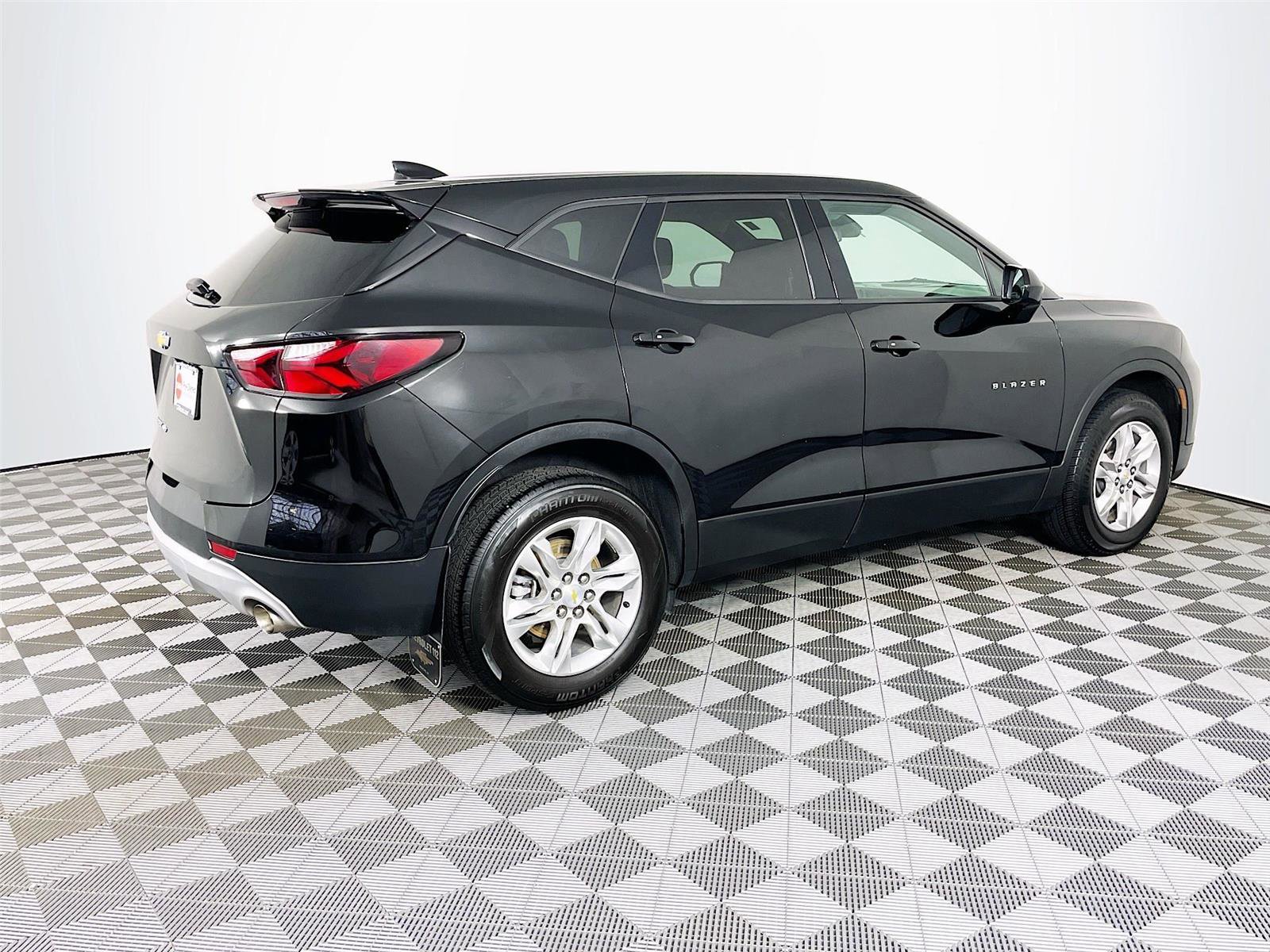 Used 2022 Chevrolet Blazer LT image 10