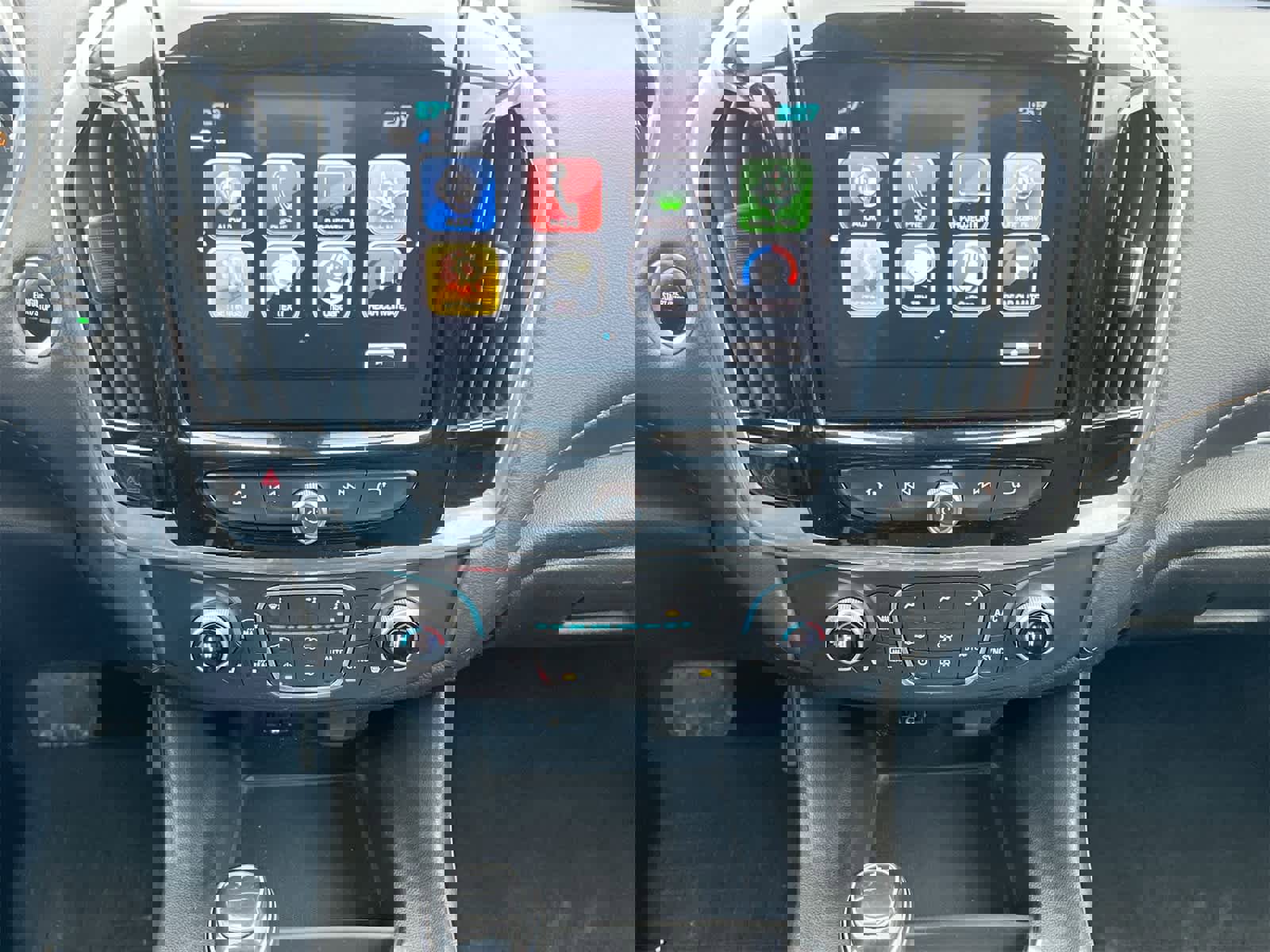 Used 2018 Chevrolet Traverse LT w/ LPO, Floor Liner Package image 27