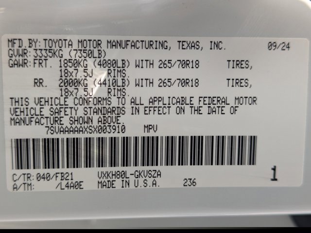 Used 2025 Toyota Sequoia SR5 image 29