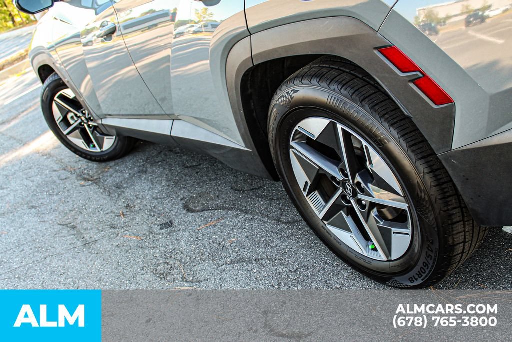 Used 2025 Hyundai Tucson SEL FWD image 14