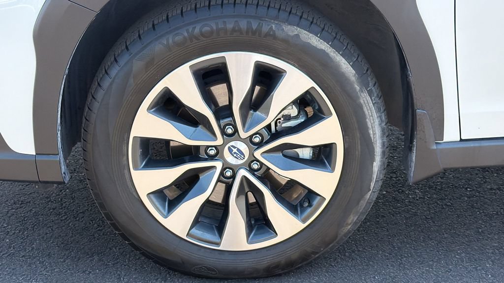 Used 2024 Subaru Outback Limited AWD/4WD image 9