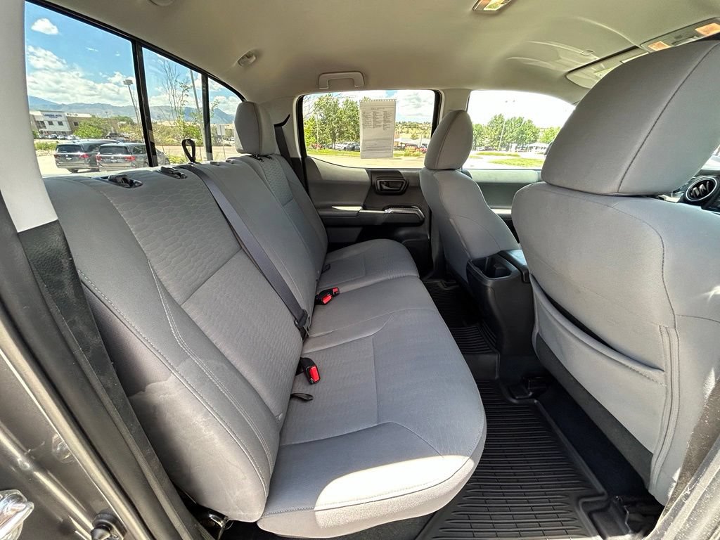 Used 2019 Toyota Tacoma SR5 AWD/4WD image 28