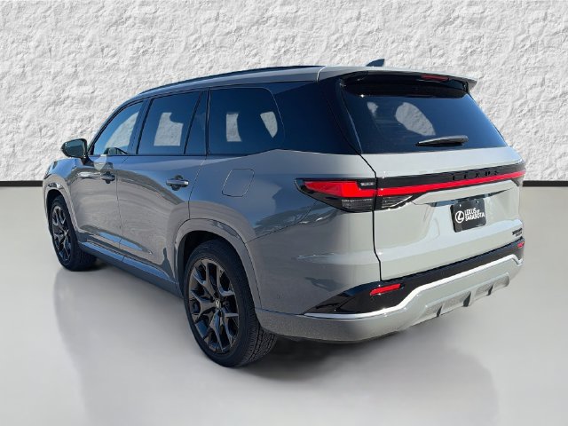 New 2026 Lexus TX 500h AWD w/ Technology Package image 5