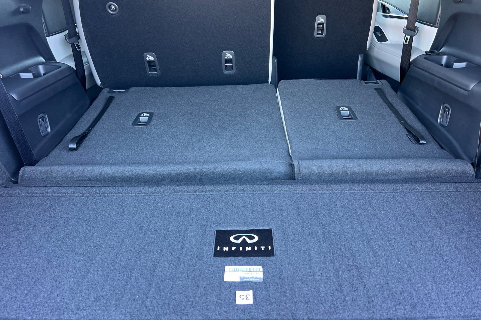 New 2026 INFINITI QX60 Luxe w/ Cargo Package image 16