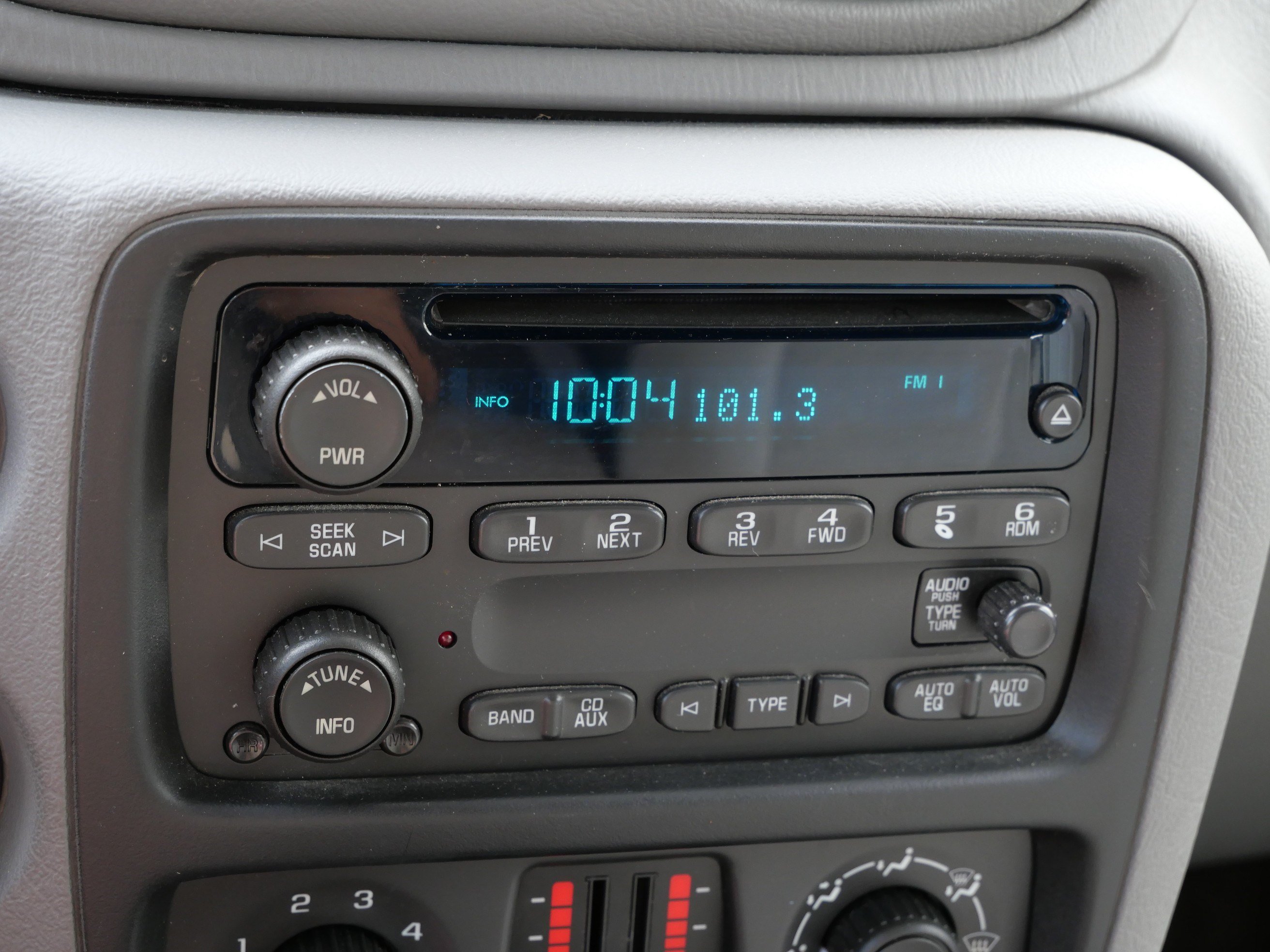 Used 2005 Chevrolet TrailBlazer LS w/ LS Preferred Equipment Group AWD/4WD image 23
