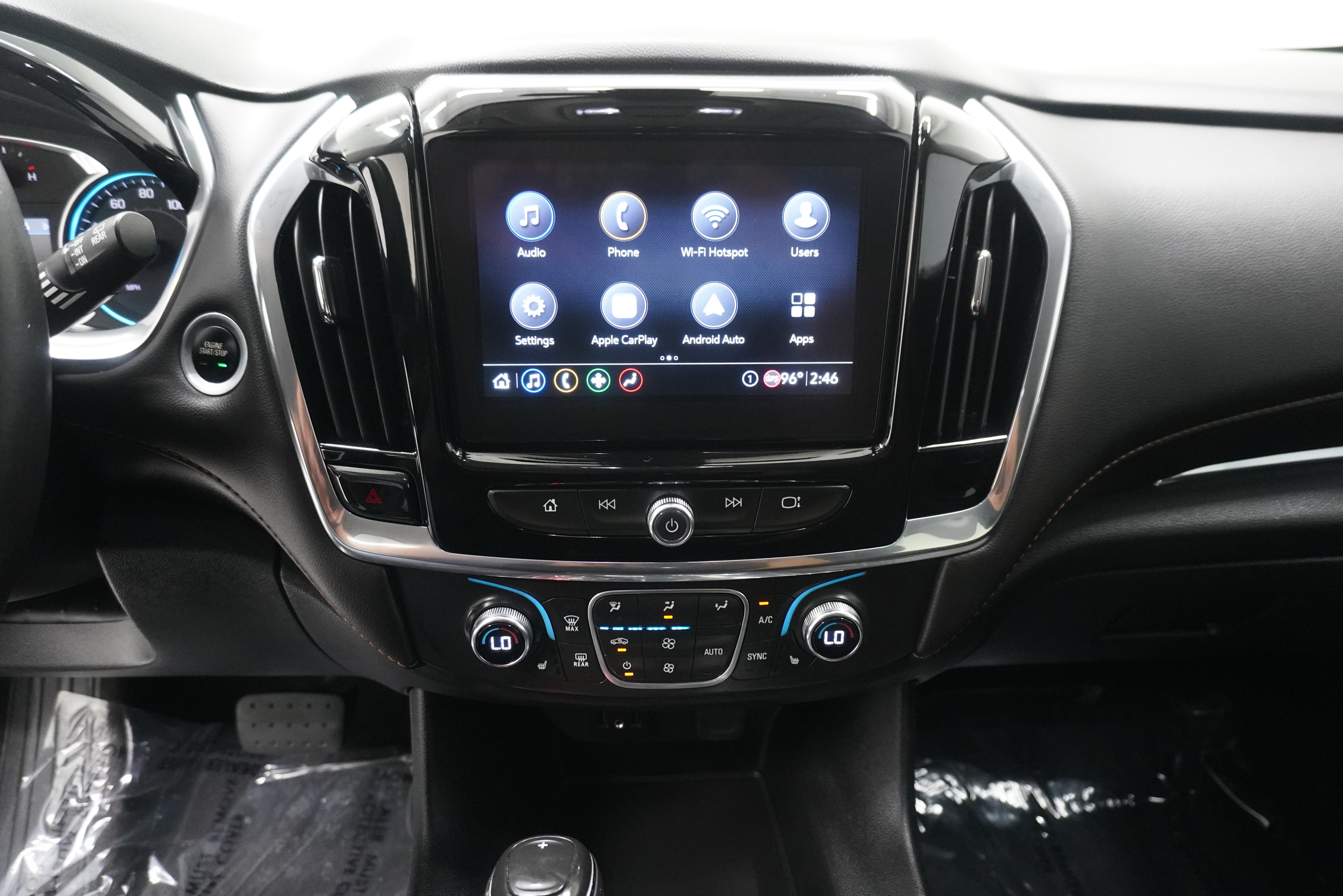 Used 2020 Chevrolet Traverse LT FWD image 21