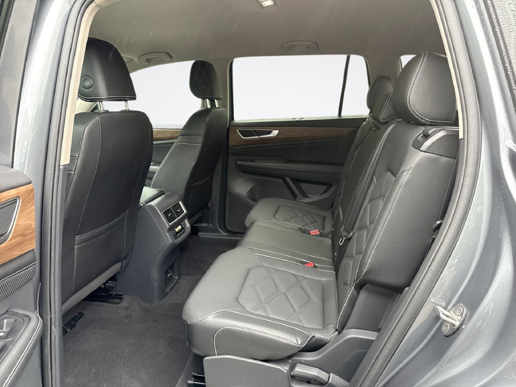 Used 2024 Volkswagen Atlas SE FWD image 24