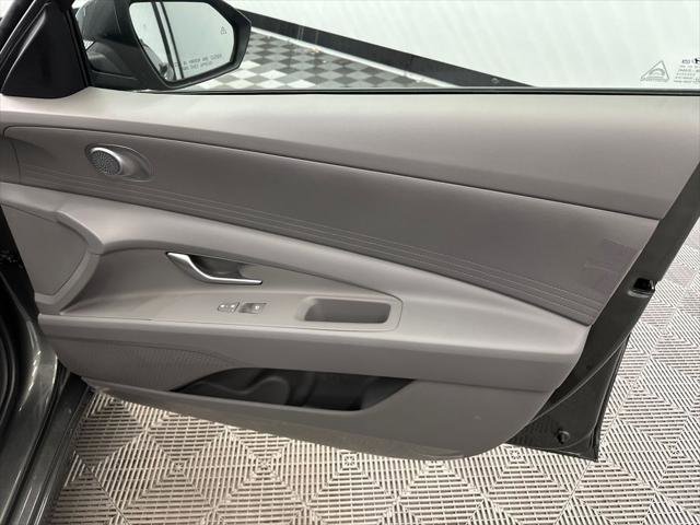 New 2026 Hyundai Elantra SE image 14