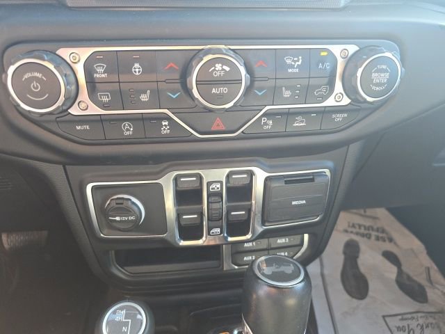 Used 2021 Jeep Wrangler Unlimited Sahara image 21