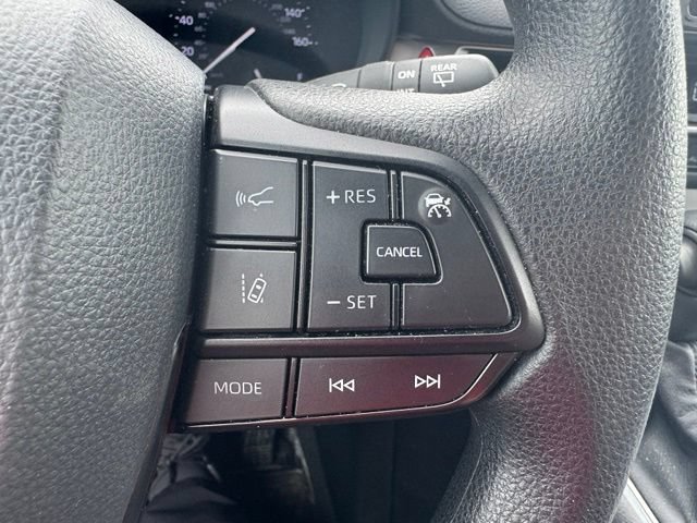Used 2025 Toyota Sienna LE AWD/4WD image 20