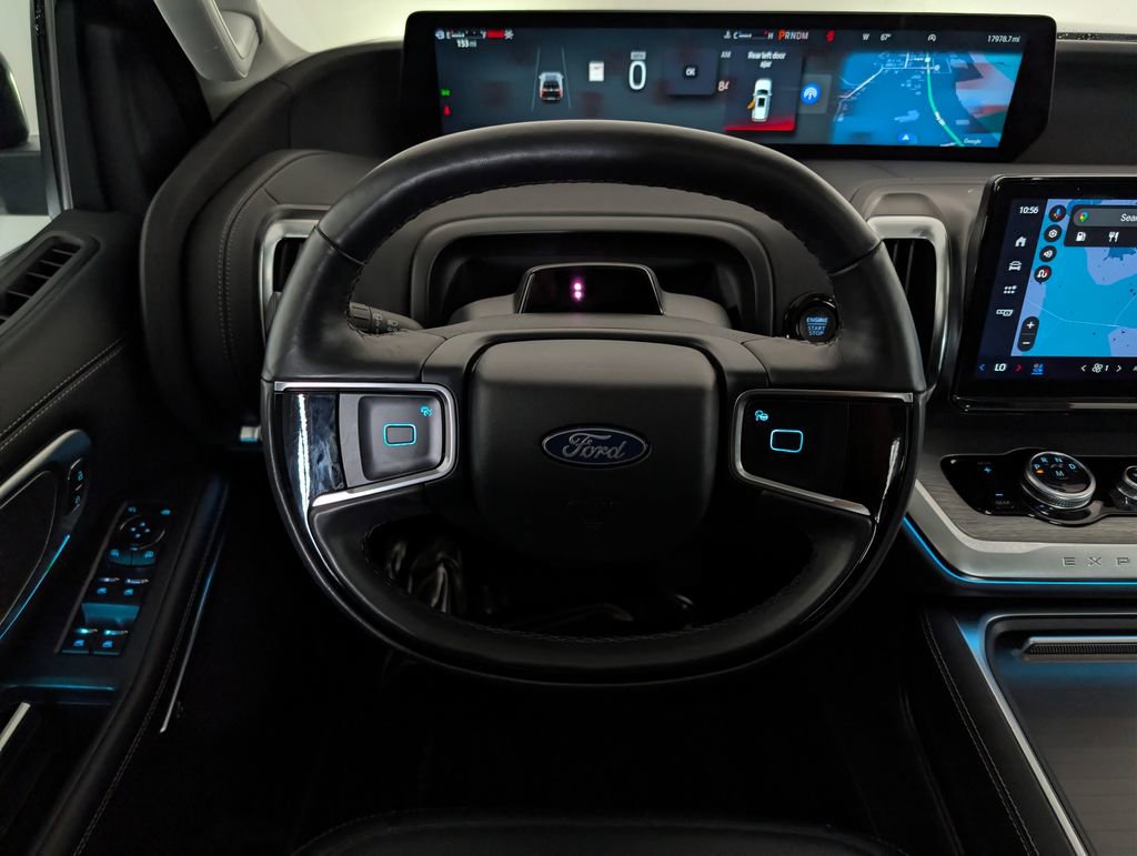 Certified 2025 Ford Expedition Platinum AWD/4WD image 19