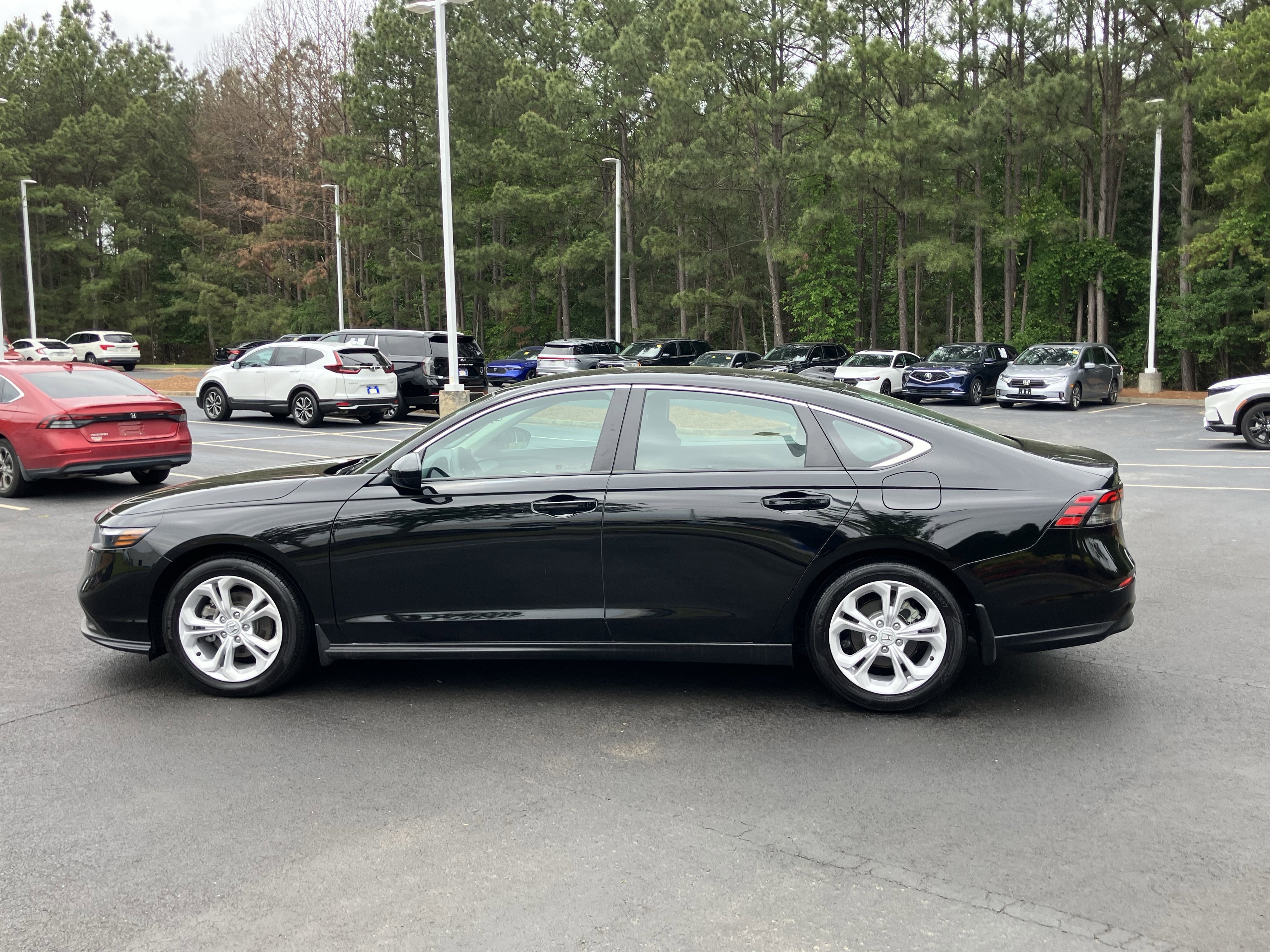 Used 2025 Honda Accord LX image 7