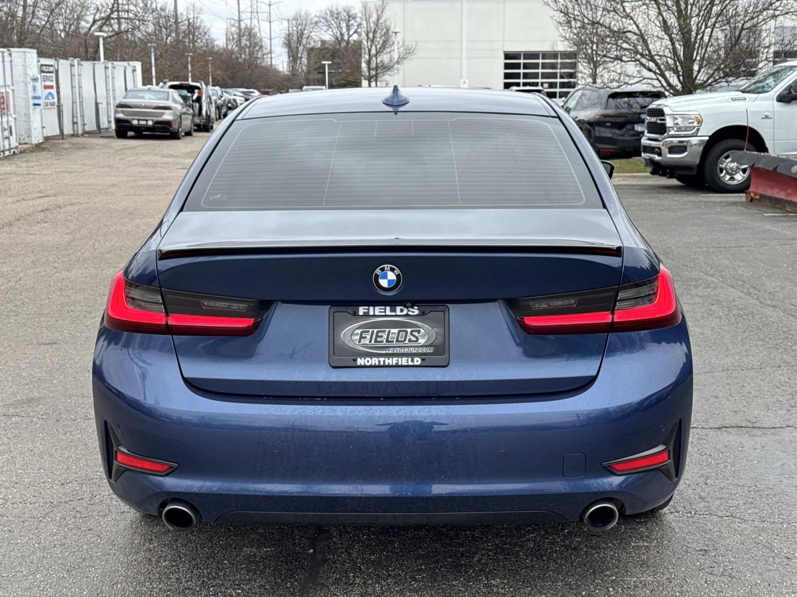 Used 2022 BMW 330i xDrive Sedan w/ Premium Package image 6