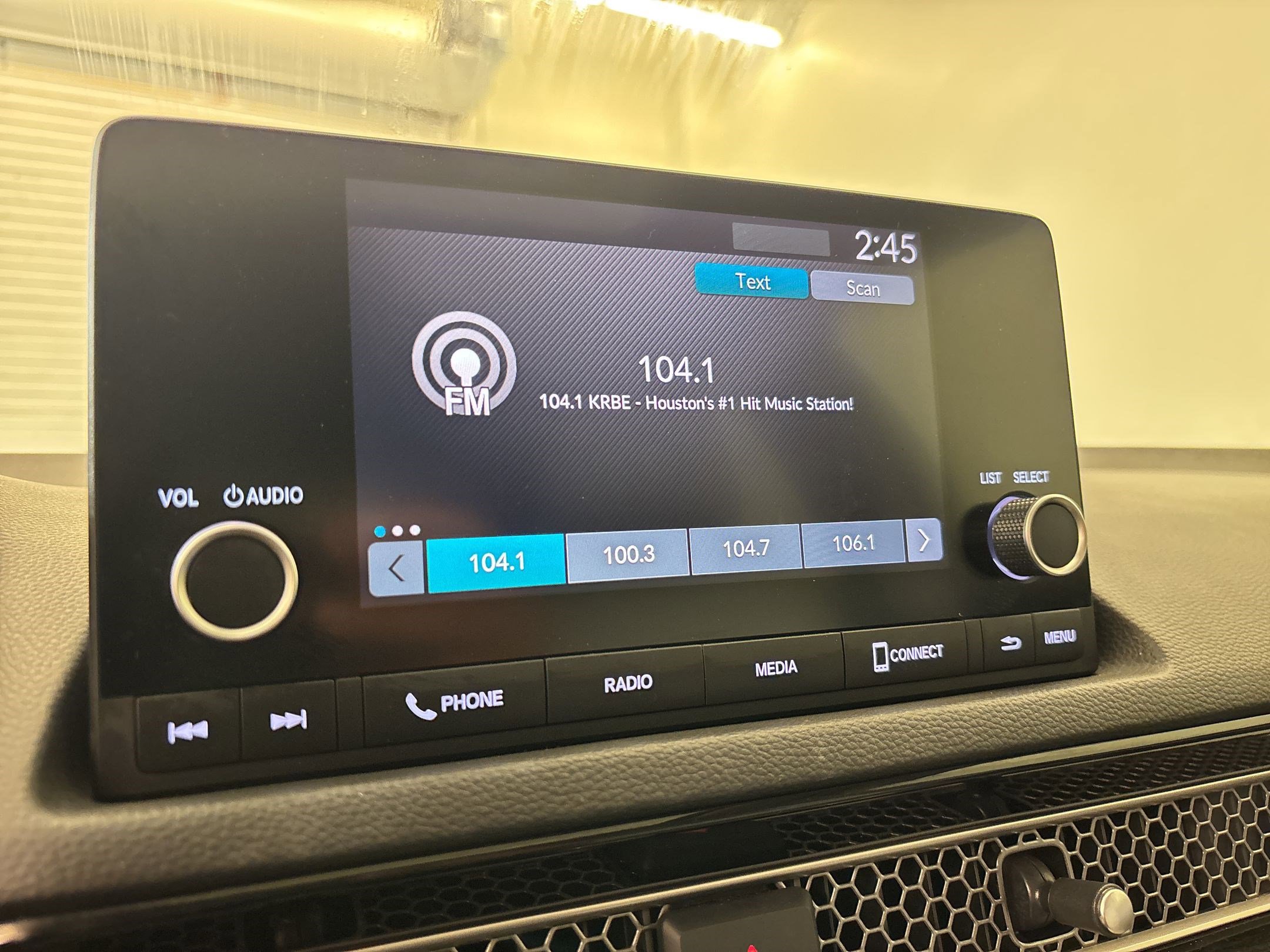 Used 2024 Honda Civic EX-L image 25