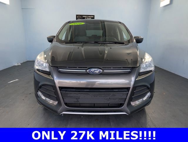 Used 2016 Ford Escape SE image 2
