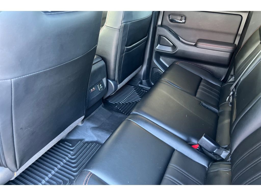 Used 2023 Nissan Frontier PRO-4X w/ Pro-4X Premium Package image 14