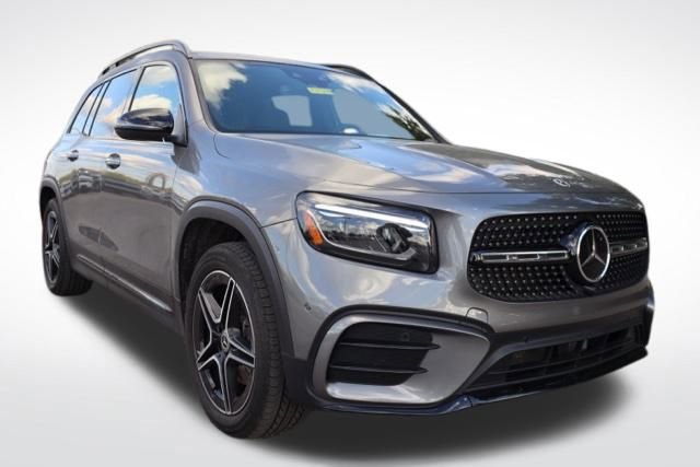 Used 2024 Mercedes-Benz GLB 250 4MATIC video 2