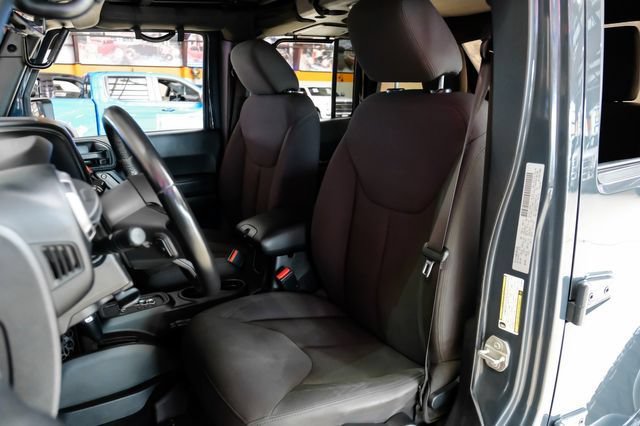 Used 2017 Jeep Wrangler Unlimited Sport AWD/4WD image 33