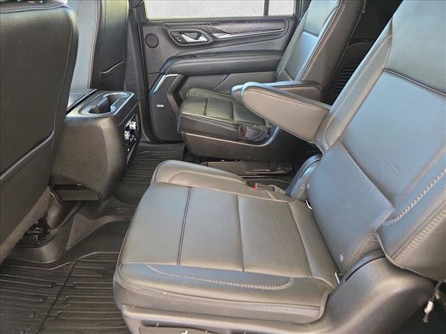 Used 2022 GMC Yukon XL Denali w/ Advanced Technology Package AWD/4WD image 19