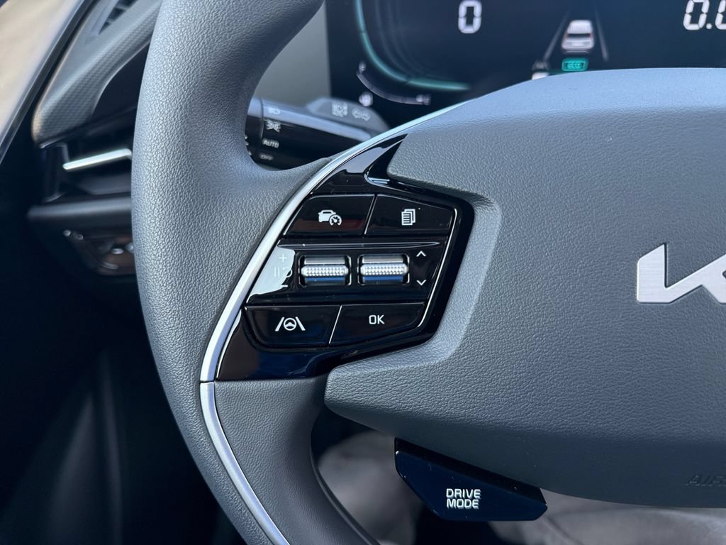 New 2026 Kia Niro LX FWD image 20