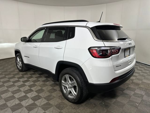 Used 2023 Jeep Compass Latitude image 5