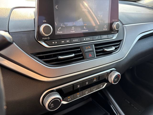 Used 2024 Nissan Altima 2.5 SR FWD image 21