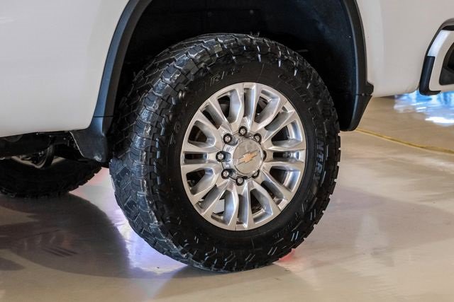 Used 2022 Chevrolet Silverado 3500 High Country w/ Technology Package image 50