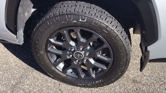 Used 2023 Toyota Sequoia Platinum image 10