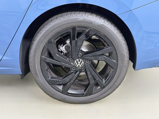 New 2026 Volkswagen Jetta SE FWD image 30