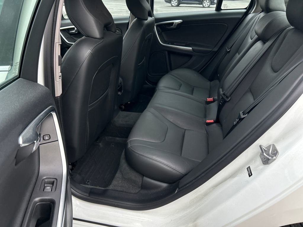 Used 2016 Volvo S60 T5 Premier w/ Convenience Package image 27