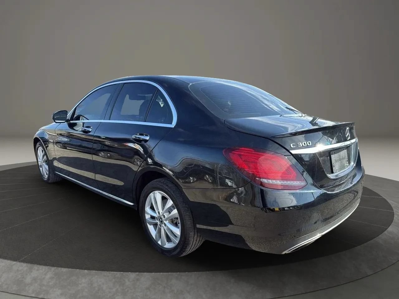 Used 2019 Mercedes-Benz C 300 4MATIC Sedan image 7