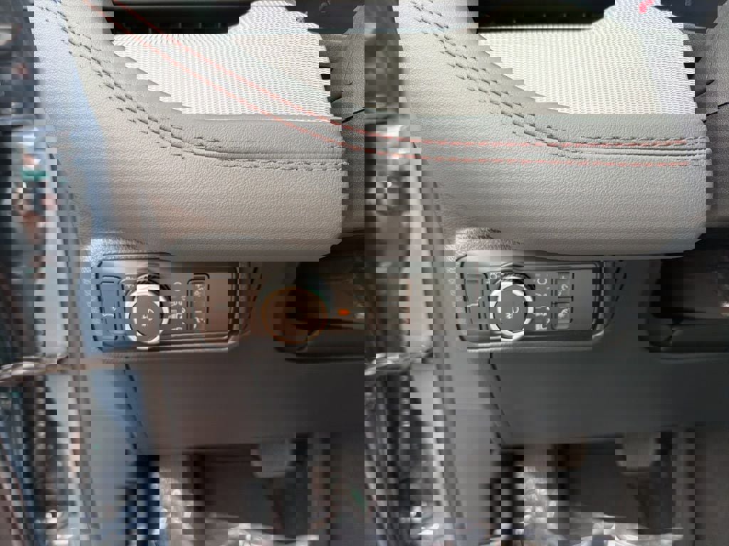 New 2026 Ford Explorer Active image 24