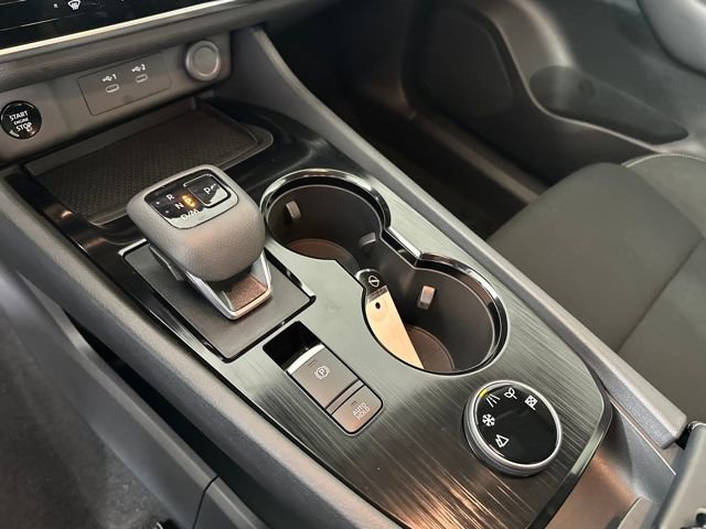 Certified 2025 Nissan Rogue S image 20