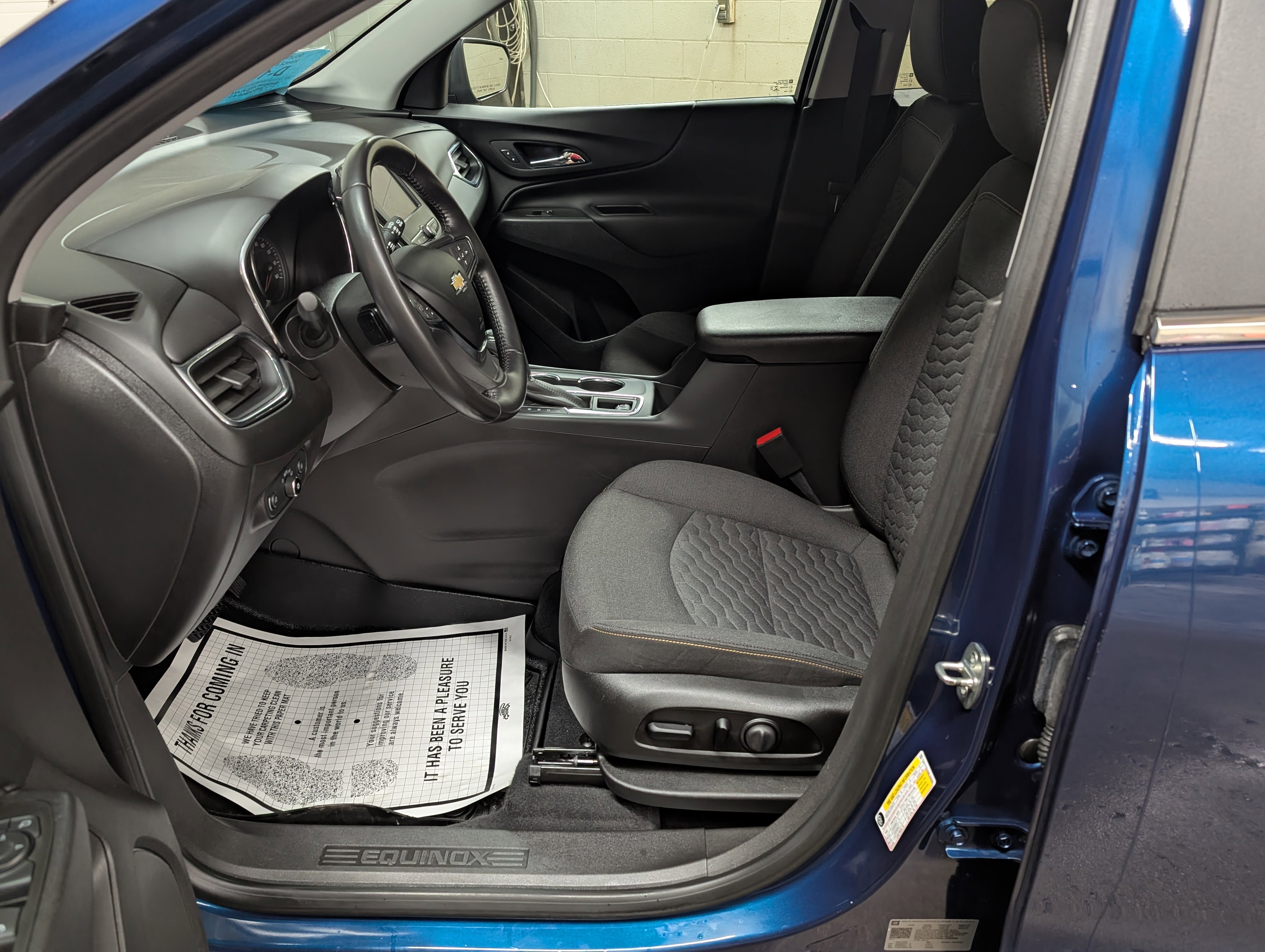 Used 2021 Chevrolet Equinox LT image 14