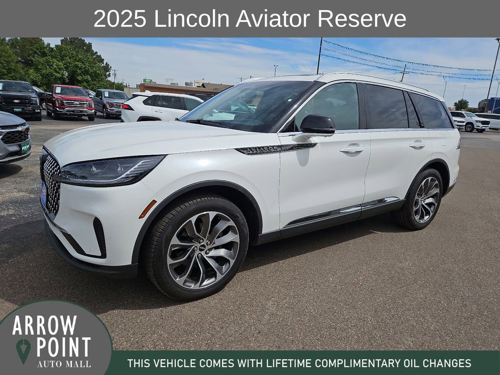 Used 2025 Lincoln Aviator Reserve w/ Luxury Package AWD/4WD image 5